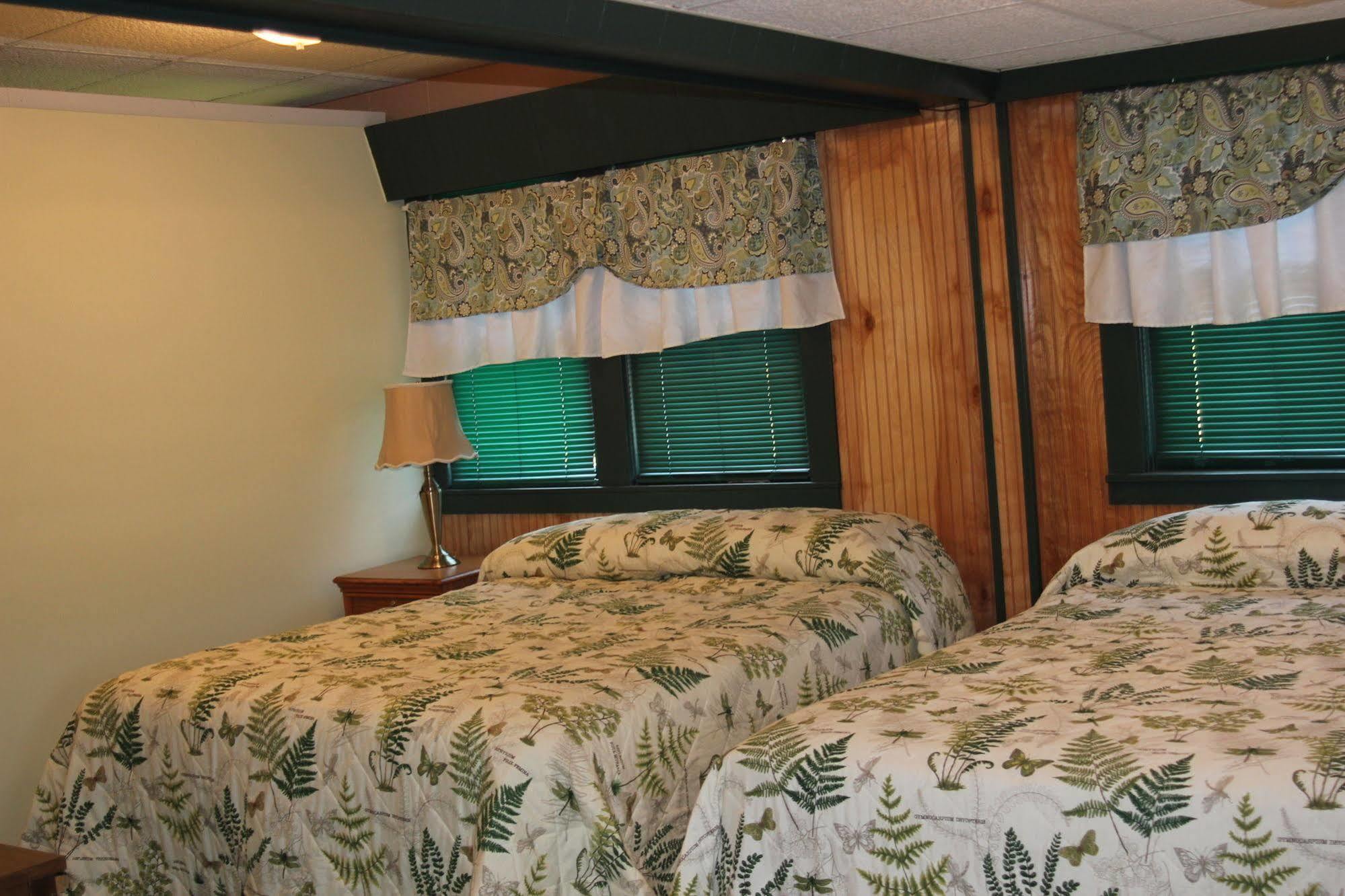 Evergreen Motel 오스위고 외부 사진