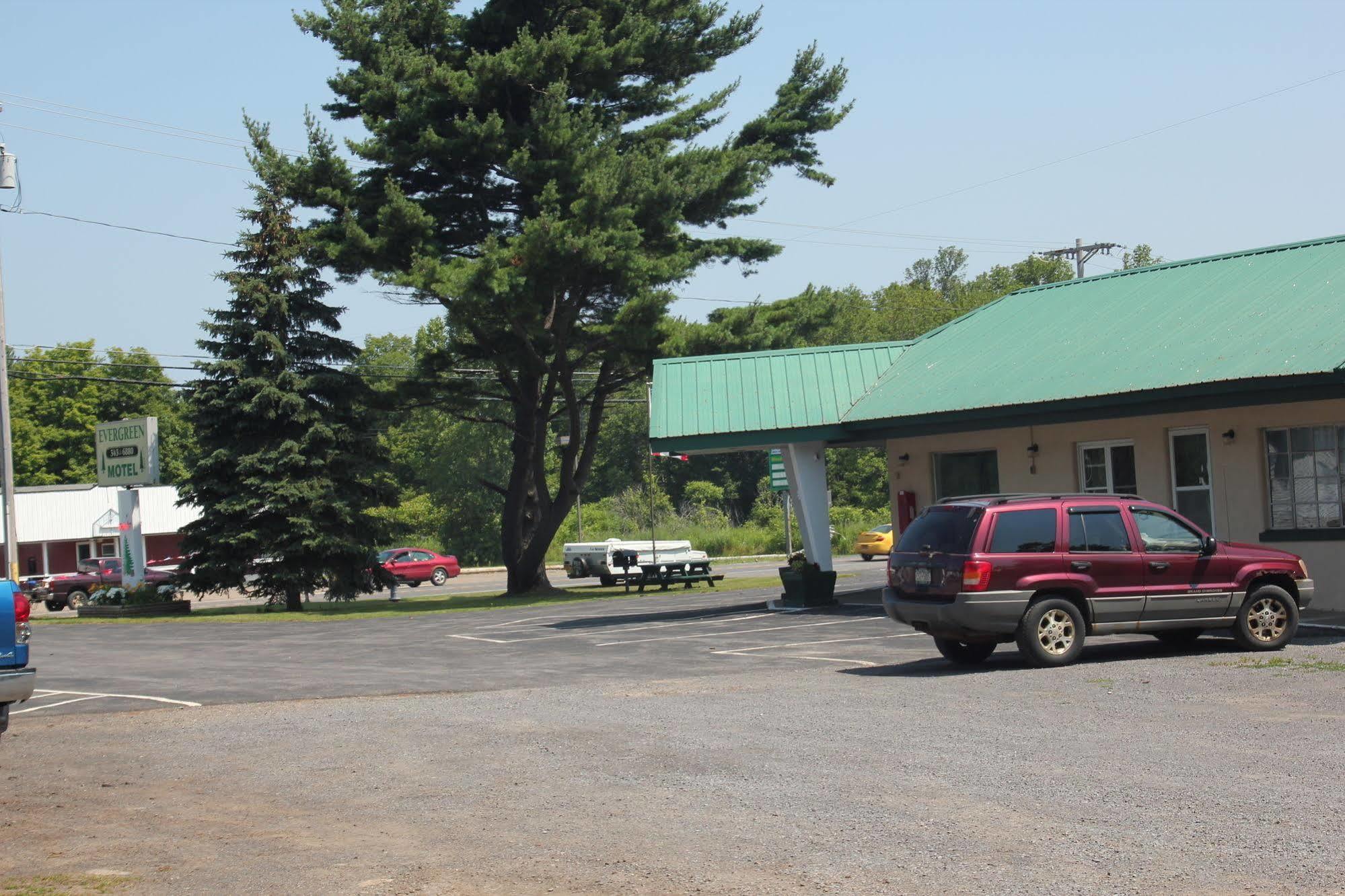 Evergreen Motel 오스위고 외부 사진