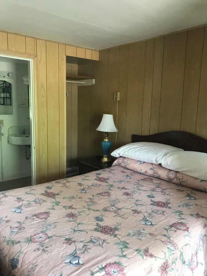 Evergreen Motel 오스위고 외부 사진